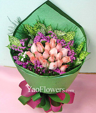 19 Pink Roses
