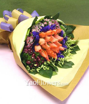 18 Pink Roses
