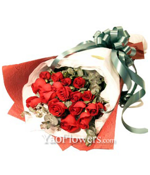 12 Red Roses