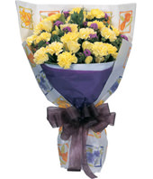 20 Stems Yellow Carnation, Cream Eustoma, Ageratum & Greens