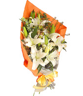 5 White Lilies, Eustoma & Green