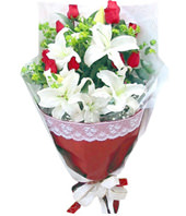12 Red Roses,4 Lilies