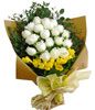 18 White Roses