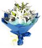3 White Lilium with baby's breath