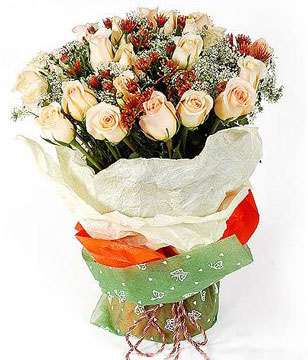 28 champagne roses