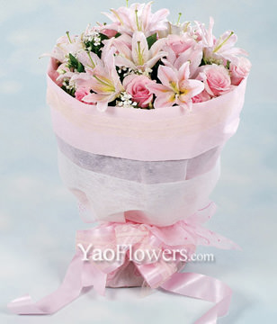 7 Pink Lilium,9 Pink roses