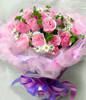16 Pink Titanic roses