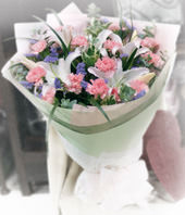 3 Lilium,15 Pink carnations