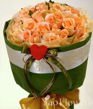 33 champagne roses