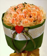 33 champagne roses