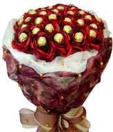 33 Roses,33 cholocates 