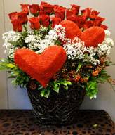 33red roses and babysbreaths