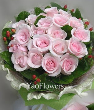 18 Pink roses
