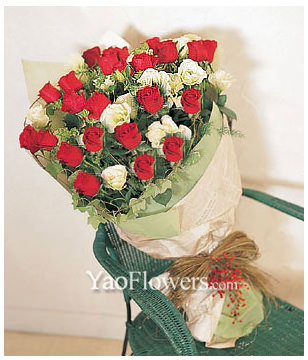 20 Roses with Top class