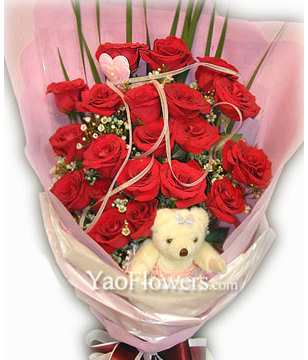 21 Roses with top class,A bear