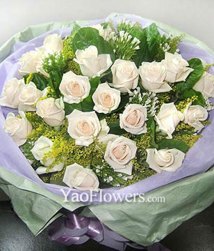24 White roses (2 Dozens of roses)