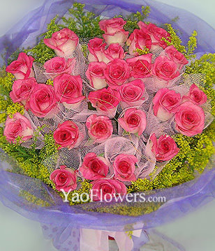 33 Peach roses