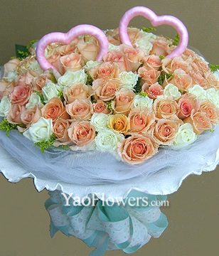 33 White roses,66 champagne roses