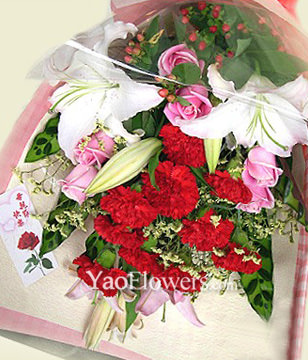 10 Red carnations,3 Pink lilium