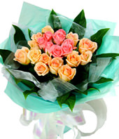 20 Champagne roses 