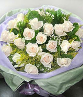 24 White roses (2 Dozens of roses)