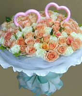 33 White roses,66 champagne roses