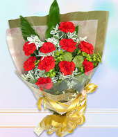 10 Red carnations