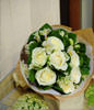7 White Roses
