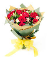 10 red roses,9 champagne roses, gardenia leaves fullness
