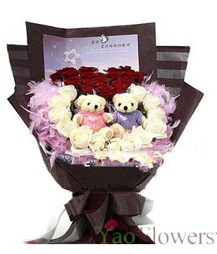 Red rose 16, white rose 12, 2 bears