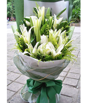 6 lilies