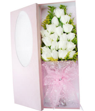 19 white roses 