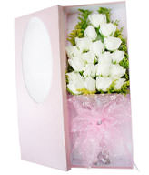 19 white roses 