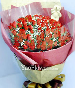 99 Red Roses,1 Cute Bear