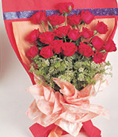 19 red roses