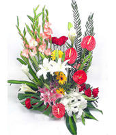 12 Gladiolus,2 White Lilium, 12 Red roses