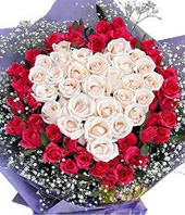 White Rose 33 with heart-shaped, 33 Red Rose outside
