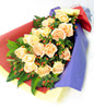 19 champagne roses