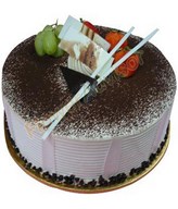 1/2 KG Tiramisu Cake With Bouquet of 6 Roses