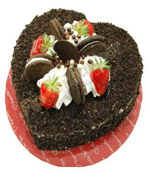 1/2 KG Oreo Cake With Bouquet of 6 Roses